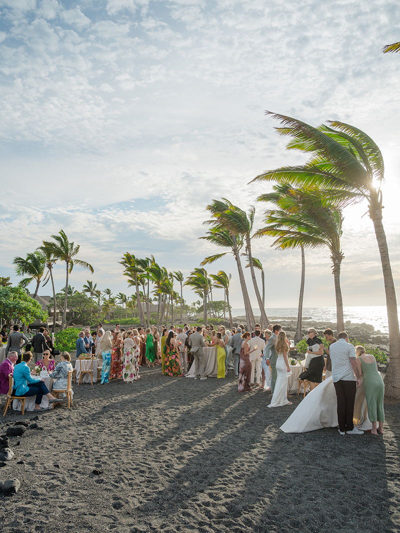 kona-village-rosewood-wedding-cocktail-hour-guests