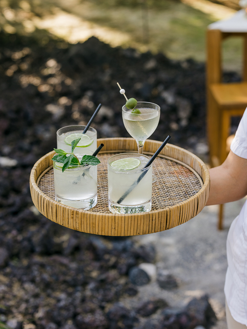 kona-village-rosewood-welcome-party-signature-cocktails